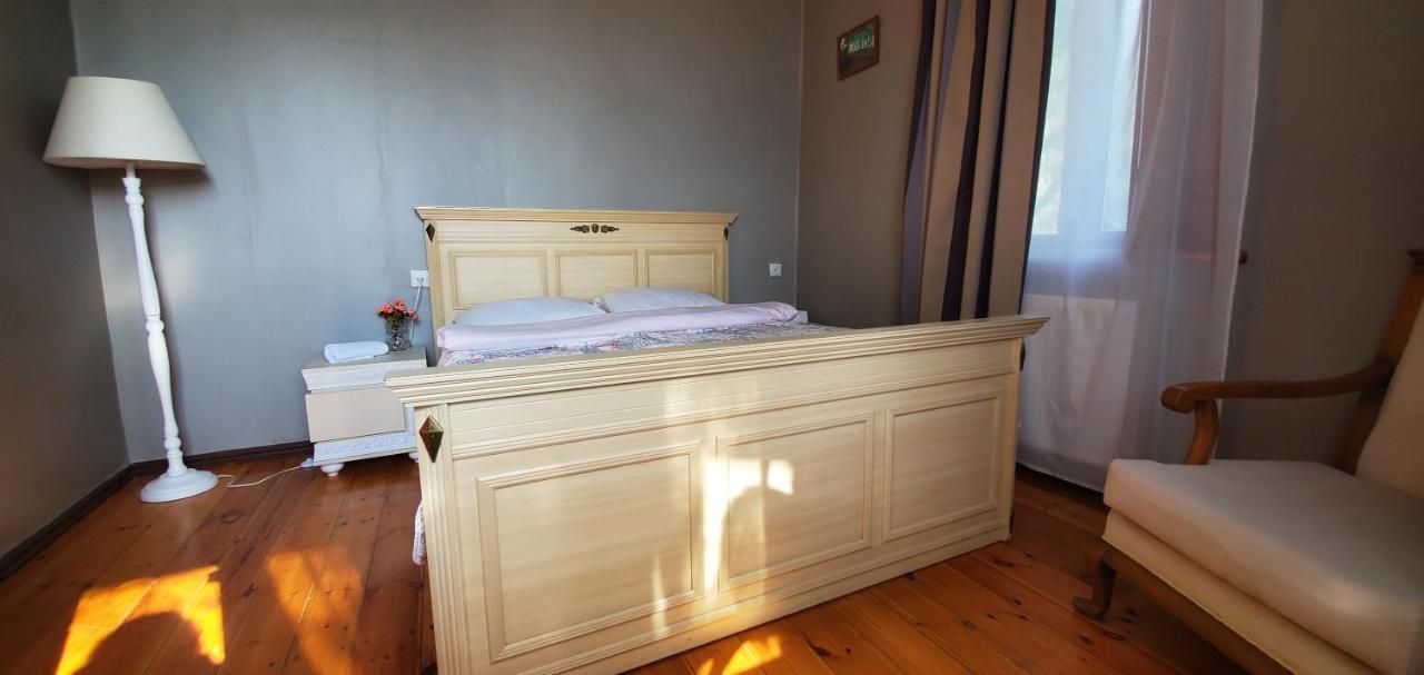 Villa Gelati Кутаиси Экстерьер фото