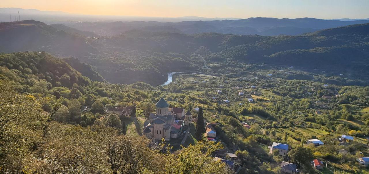 Villa Gelati Кутаиси Экстерьер фото